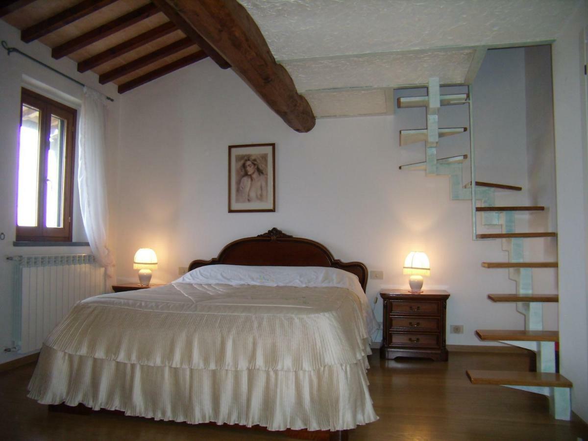 مونتيزبيرتولي B&B Il Poggetto المظهر الخارجي الصورة