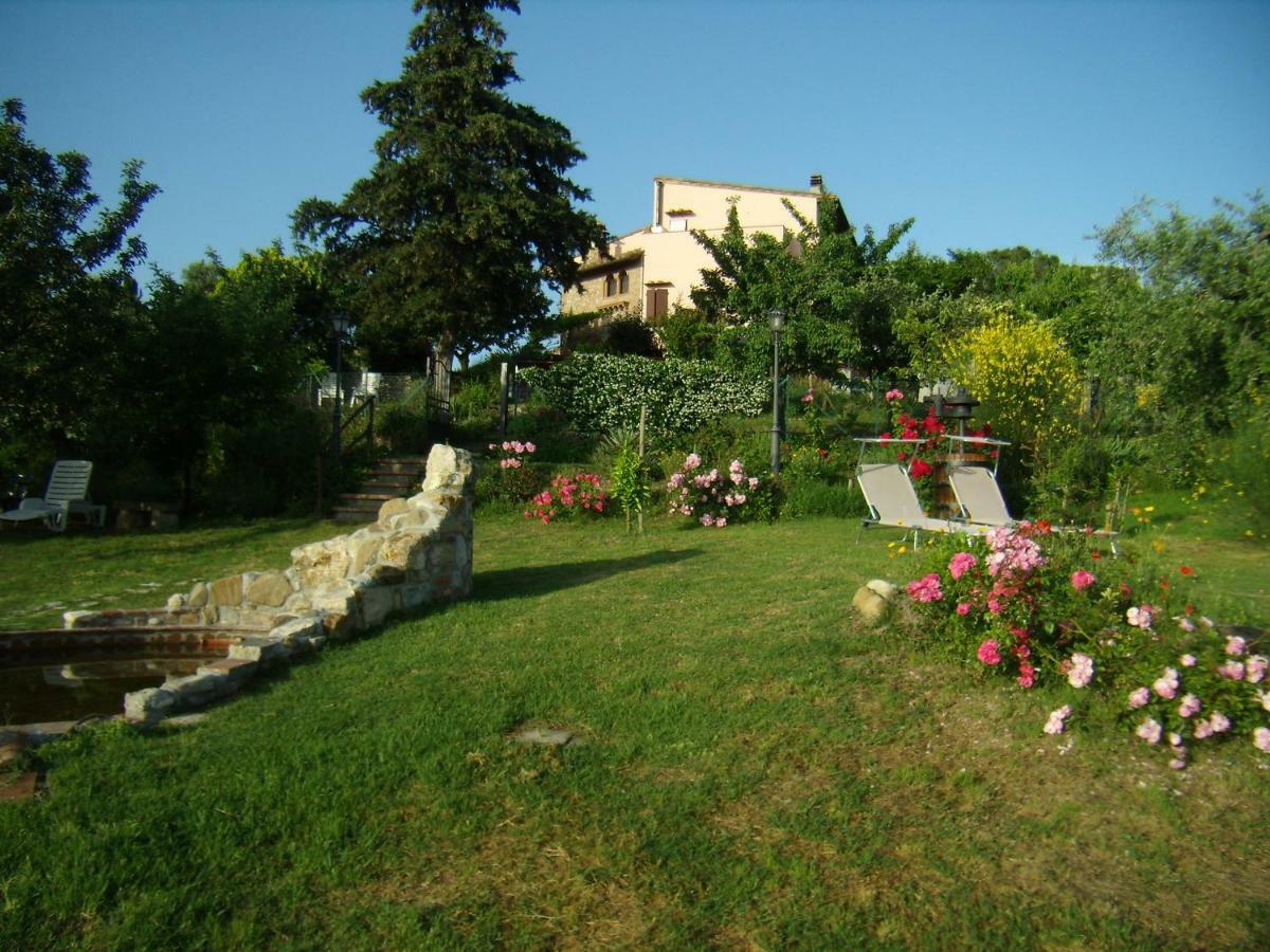 مونتيزبيرتولي B&B Il Poggetto المظهر الخارجي الصورة
